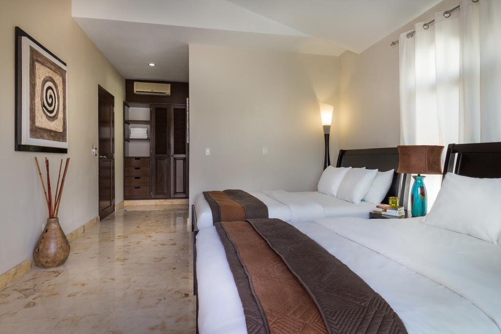 Paseo Luxury Suites Playa del Carmen Kamer foto